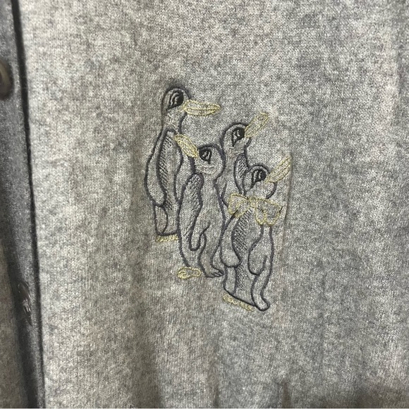 Public Cashmere Touch Lambswool Angora Gray Penguin Print Cardigan Size XL - Picture 5 of 7
